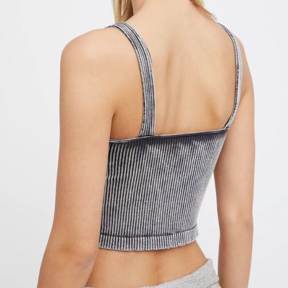 🍒(A261) NEW Free People Intimately Washed Seamless Crop. Washed Gray. Size: M/L - Picture 2 of 7